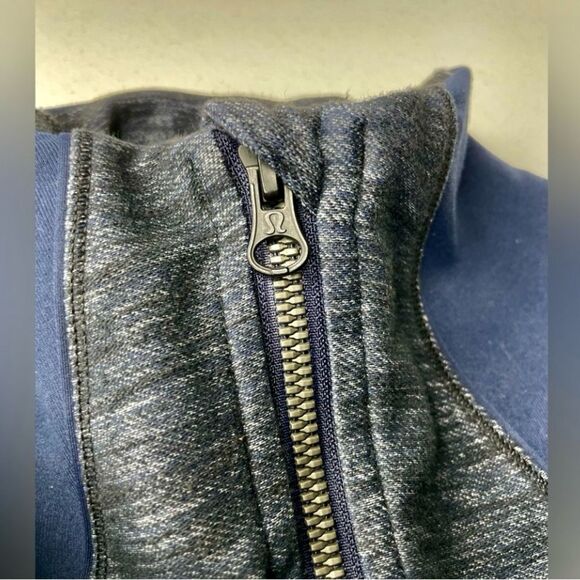 Lululemon Forme Jacket - Picture 11 of 14